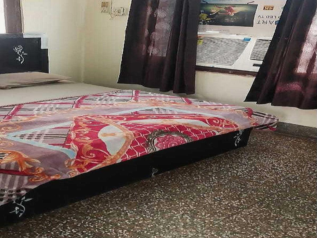 Hotel O G Hotel Happy Home Alīgarh Екстериор снимка