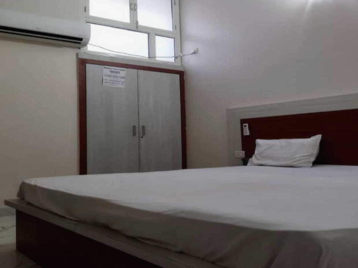 Hotel O G Hotel Happy Home Alīgarh Екстериор снимка