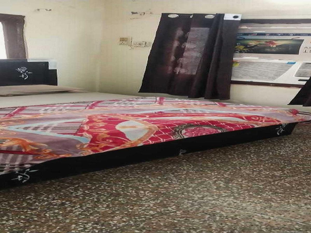 Hotel O G Hotel Happy Home Alīgarh Екстериор снимка